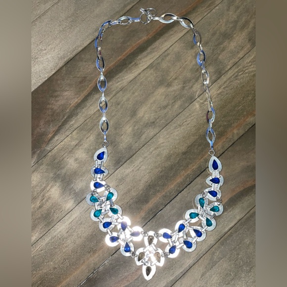 BLUE TOPAZ & SMOKY QUARTZ Simulated GEMSTONE HANDCRAFTED SILVER PLATED NECKLACE - Picture 9 of 11